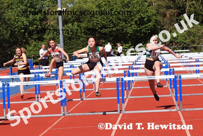 Womens under-17s hurdles, 2025 North Eastern Track and Field Champs., Shildon, County Durham. Photo: David T. Hewitson/Sports for All Pics
